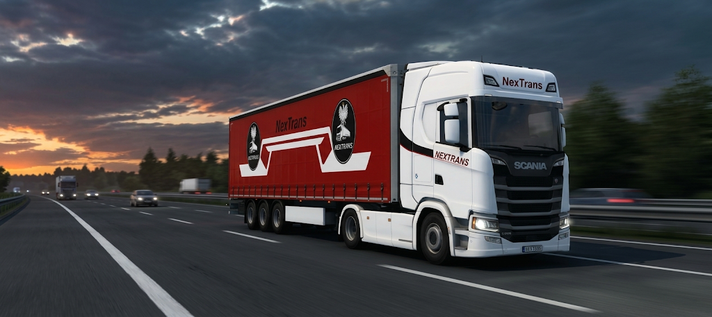 Biała Scania z czerwono-białą naczepą NexTrans